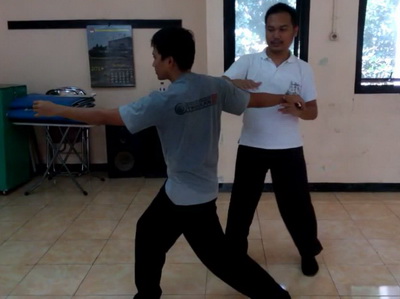 Sekilas Materi Bajiquan Fundamental